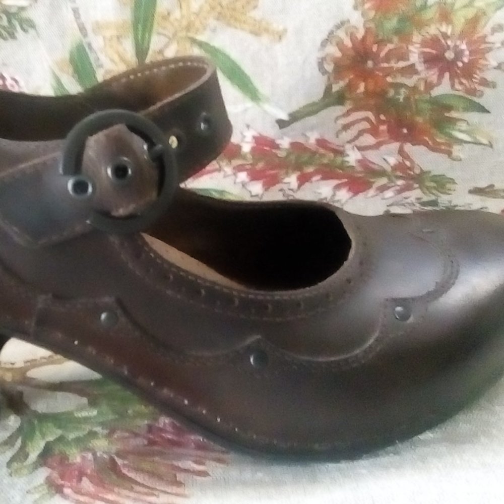 Dansko Vintage-y Nevin Brown - 40 - EUC